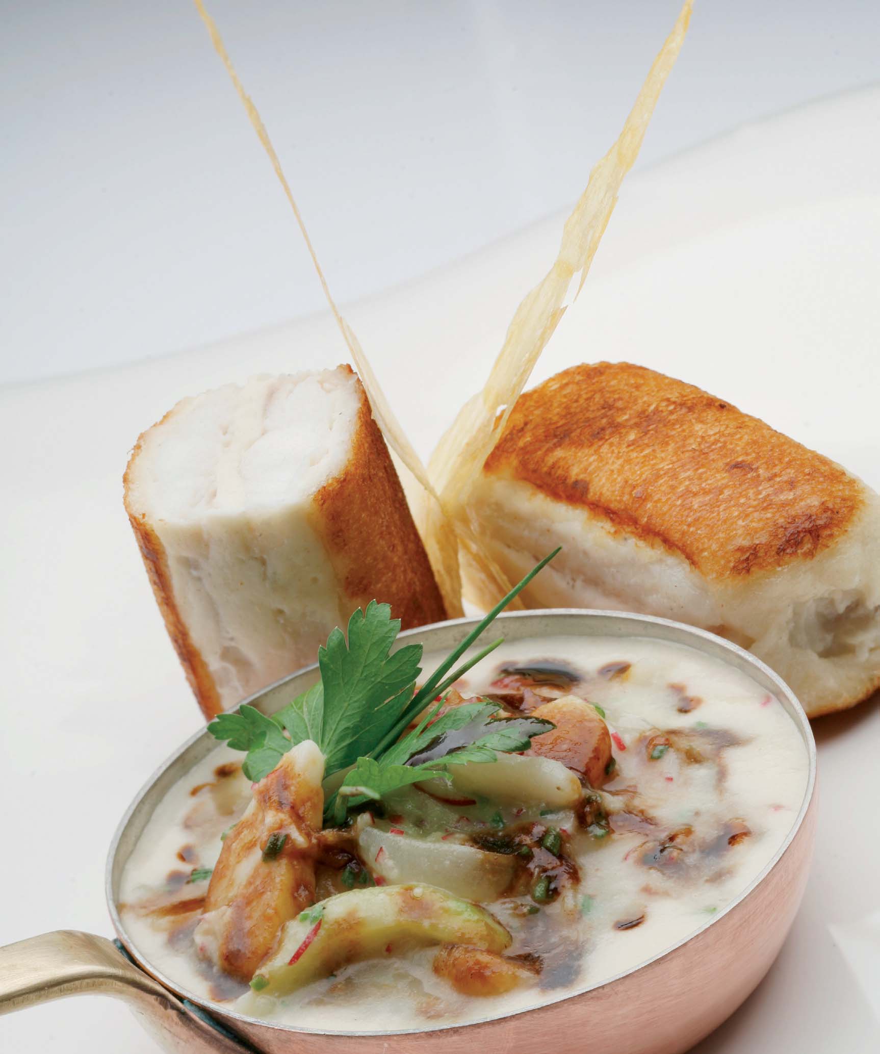 Sandvitx de pelaia amb gaspatxo de patates - Receptes - Gastronomia - Illes Balears - Productes agroalimentaris, denominacions d'origen i gastronomia balear